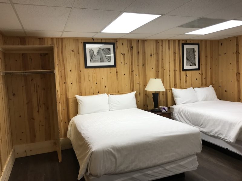 Inn at Gull Lake - 8 Person Room - 2
